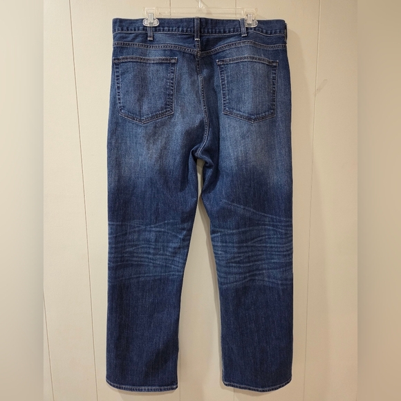Daniel Cremieux Premium Blue Relaxed Jeans with Vintage Wash, 38x30 - Picture 3 of 7
